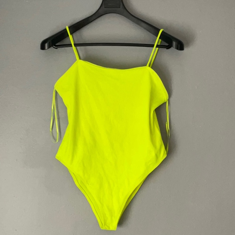 Women’s Zara neon yellow bodysuit